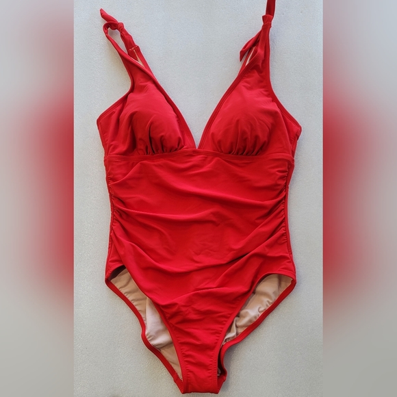 Kona sol swimsuit - Picture 1 of 3